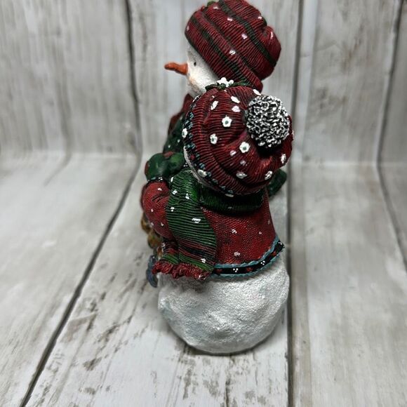 Lang & Wise Hand in Hand Snow Couple 2000 #76600408 - Picture 3 of 8